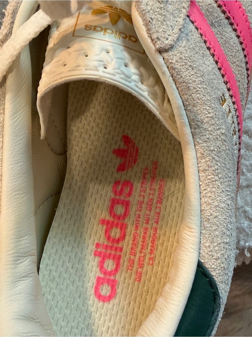 Adidas Gazelle Indoor Off White Lucid Pink Suede Sneakers JQ1096 Size 8-NWOT - Picture 5 of 11